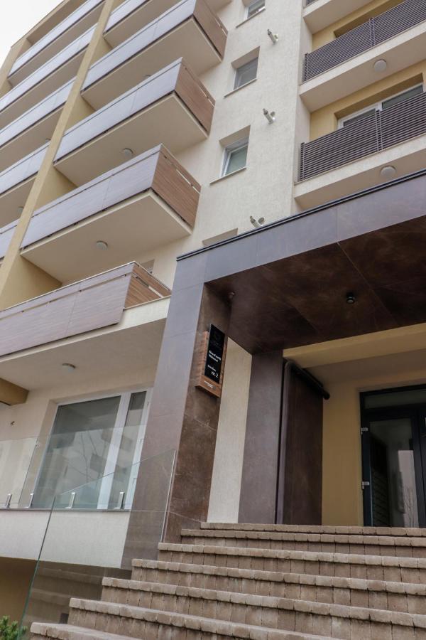 Lux Green Apartament 2 Apartment Брашов Екстериор снимка