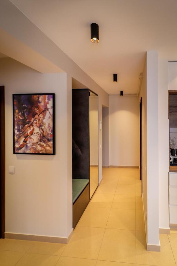Lux Green Apartament 2 Apartment Брашов Екстериор снимка