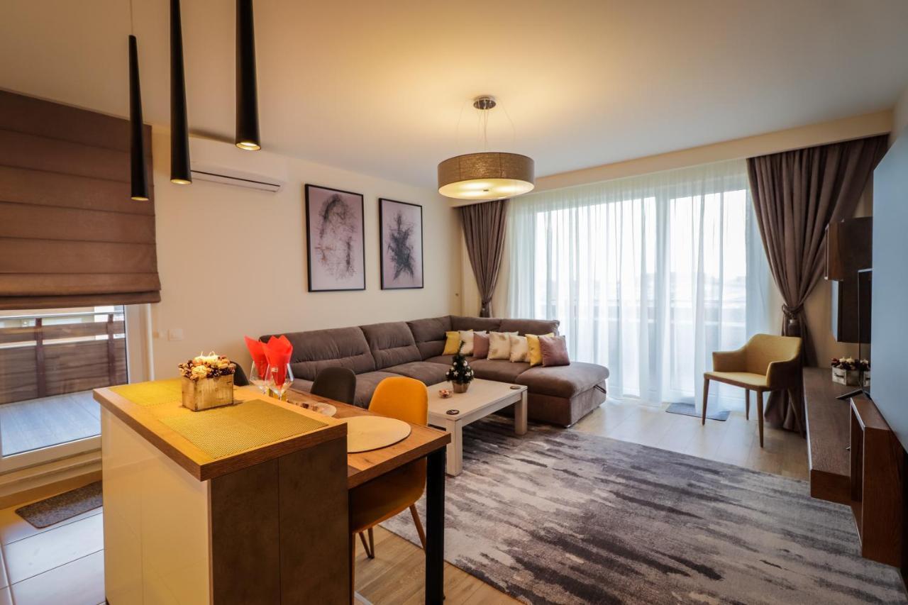 Lux Green Apartament 2 Apartment Брашов Екстериор снимка