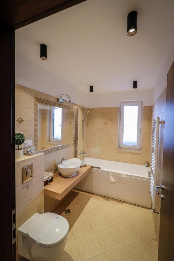 Lux Green Apartament 2 Apartment Брашов Екстериор снимка