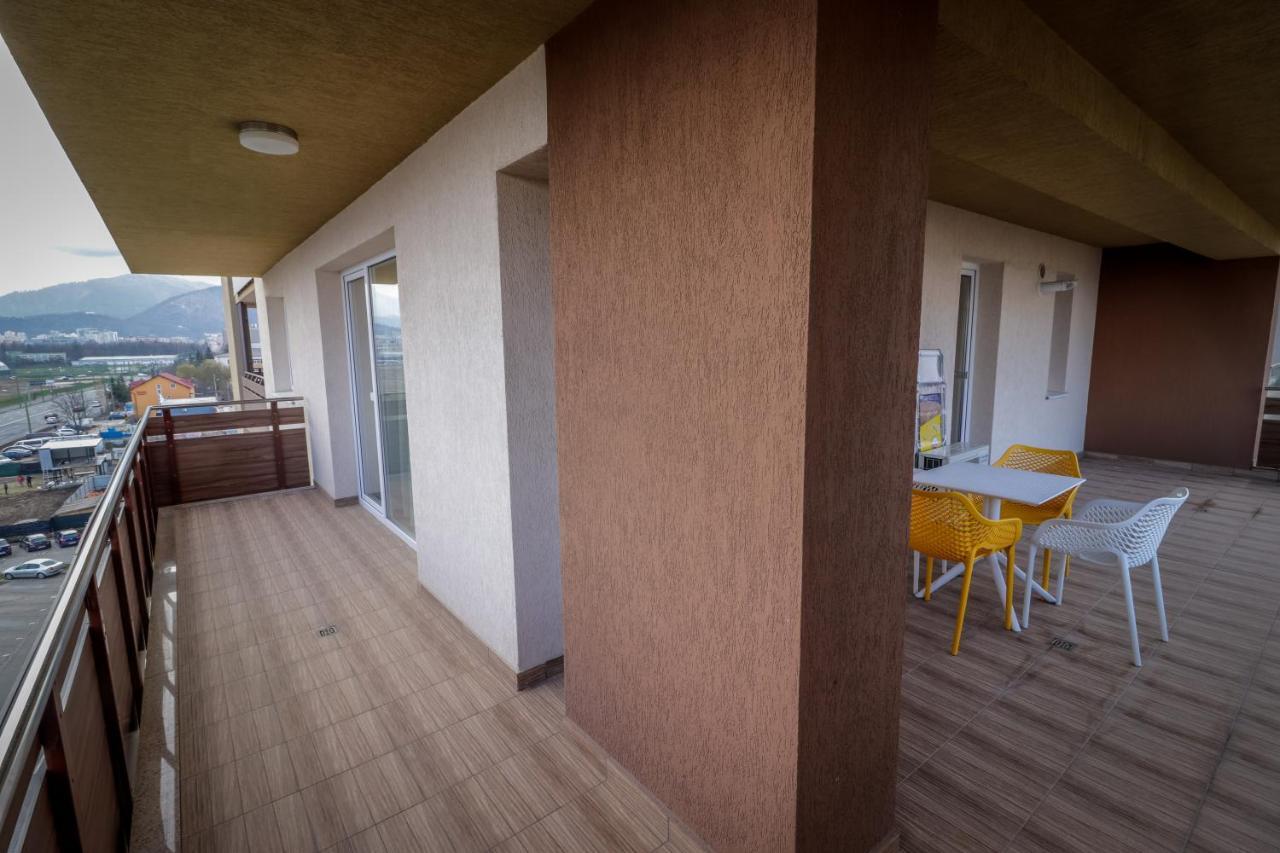 Lux Green Apartament 2 Apartment Брашов Екстериор снимка