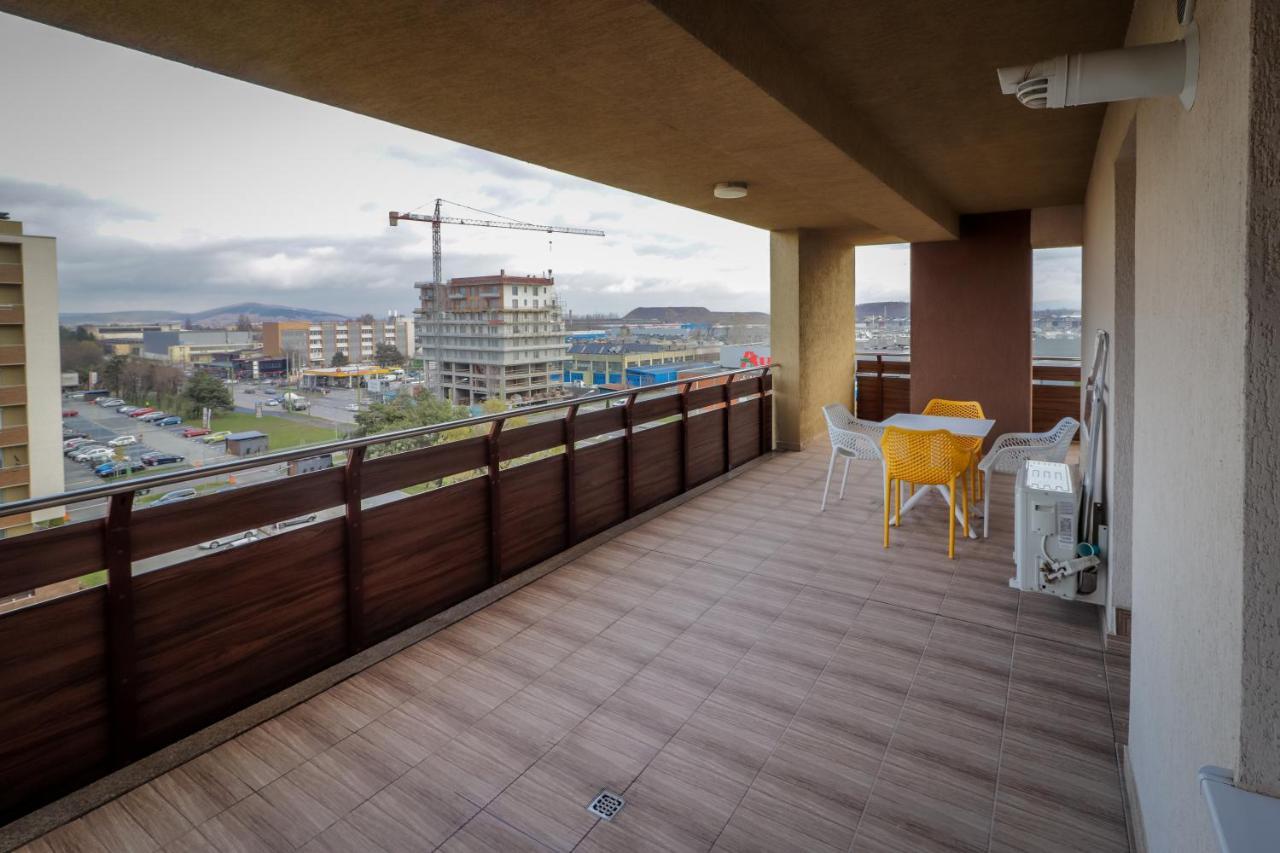 Lux Green Apartament 2 Apartment Брашов Екстериор снимка